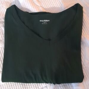 Old Navy V neck